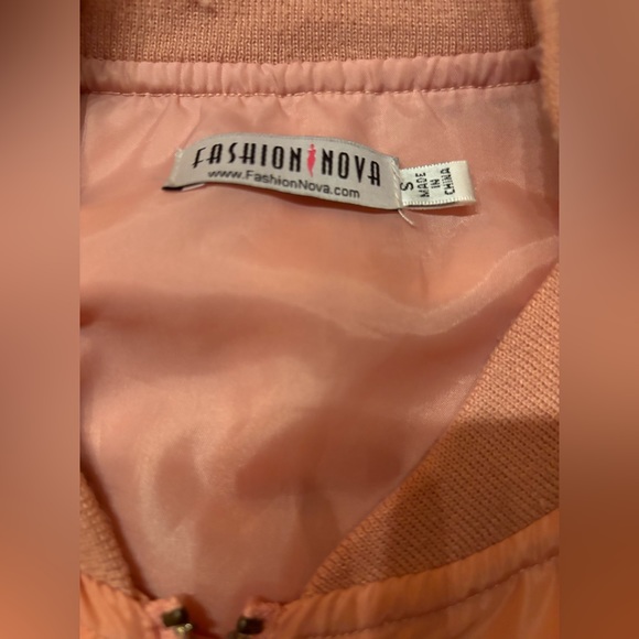 Fashion Nova cropped pink jacket. - Picture 3 of 6